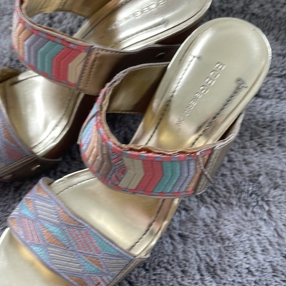 BCBG wedges - Picture 3 of 6